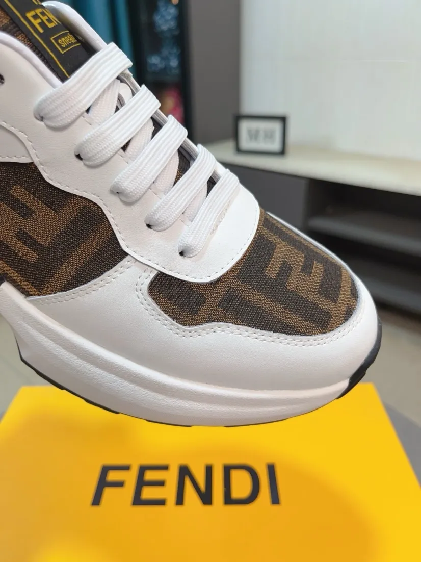 Men's Men's Shoes 💰458🌹🌹[fendi] Fendi's classic and comfortable men's, this complex sneaker is made of soft calfskin➕genuine leather lining➕original ultra-light rubber material with rough outsole. This unique light style is suitable for the casual and refined sensibility of this season. It is comfortable and natural on the feet. It is an everyday style for casual travel in autumn and winter! 38/44